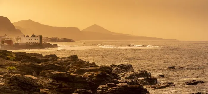 Framed Print : View of rocky coastline and Atlantic sea at sunset near El Pagador, Las Palmas, Gran Canaria, Canary Islands, Spain, Atlantic, Europe Framed Print : View of rocky coastline and Atlantic sea at sunset near El Pagador, Las Palmas, Gran Canaria, Canary Islands, Spain, Atlantic, Europe