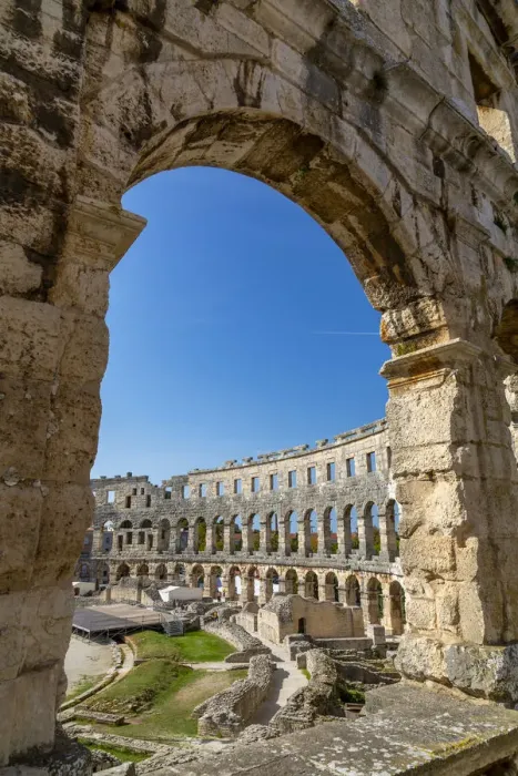 Framed Print : View of the Roman Amphitheatre against blue sky, Pula, Istria County, Croatia, Adriatic Framed Print : View of the Roman Amphitheatre against blue sky, Pula, Istria County, Croatia, Adriatic
