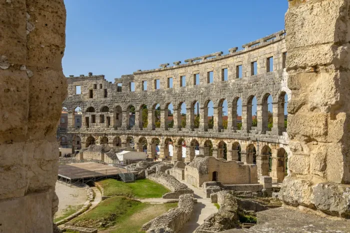 Framed Print : View of the Roman Amphitheatre against blue sky, Pula, Istria County, Croatia, Adriatic Framed Print : View of the Roman Amphitheatre against blue sky, Pula, Istria County, Croatia, Adriatic