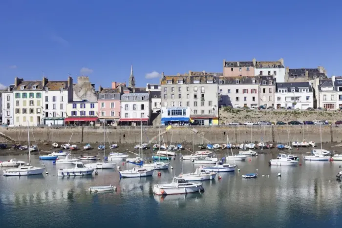 Framed Print : View of Rosmeur fishing port, Douarnenez, Finistere, Brittany, France, Europe Framed Print : View of Rosmeur fishing port, Douarnenez, Finistere, Brittany, France, Europe