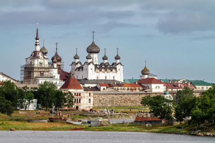 Framed Print : A view of the Russian Orthodox Solovetsky Monastery founded in 1436 by two monks on Bolshoy Island, UNESCO World Heritage Site, Onega Bay, Arkhangel Oblast, Russia, Arctic, Europe Framed Print : A view of the Russian Orthodox Solovetsky Monastery founded in 1436 by two monks on Bolshoy Island, UNESCO World Heritage Site, Onega Bay, Arkhangel Oblast, Russia, Arctic, Europe