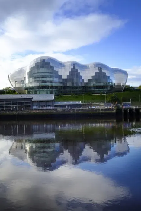 Framed Print : View of the Sage Concert Hall and Arts Centre in Gateshead on the River Tyne, Gateshead Framed Print : View of the Sage Concert Hall and Arts Centre in Gateshead on the River Tyne, Gateshead