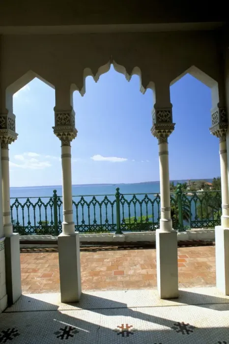 Framed Print : View to sea through Moorish arches at Palacio de Valle, Cienfuegos, Cuba Framed Print : View to sea through Moorish arches at Palacio de Valle, Cienfuegos, Cuba