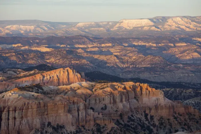 Framed Print : View to Sinking Ship Mesa from the Rim Trail at Bryce Point, sunset Framed Print : View to Sinking Ship Mesa from the Rim Trail at Bryce Point, sunset