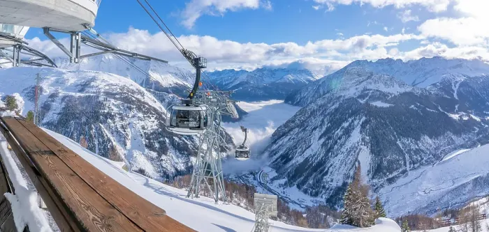 Framed Print : View of snow covered Aosta Valley, mountains and Skyway Monte Bianco cable car in winter, Courmayeur, Aosta Valley, Italian Alps, Italy Framed Print : View of snow covered Aosta Valley, mountains and Skyway Monte Bianco cable car in winter, Courmayeur, Aosta Valley, Italian Alps, Italy