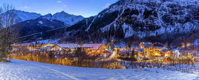 Framed Print : View of snow covered mountains and Dolonne at dusk in winter, Courmayeur, Aosta Valley, Italian Alps, Italy Framed Print : View of snow covered mountains and Dolonne at dusk in winter, Courmayeur, Aosta Valley, Italian Alps, Italy