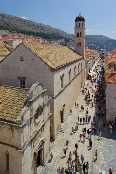 Framed Print : View of Stradun from Walls, Old Town, UNESCO World Heritage Site, Dubrovnik, Dalmatian Coast, Croatia, Europe Framed Print : View of Stradun from Walls, Old Town, UNESCO World Heritage Site, Dubrovnik, Dalmatian Coast, Croatia, Europe