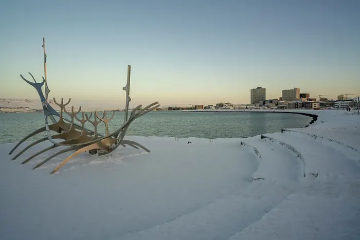 Framed Print : View of the Sun Voyager sculpture at dusk in the city centre in winter, Reykjavik, Iceland Framed Print : View of the Sun Voyager sculpture at dusk in the city centre in winter, Reykjavik, Iceland