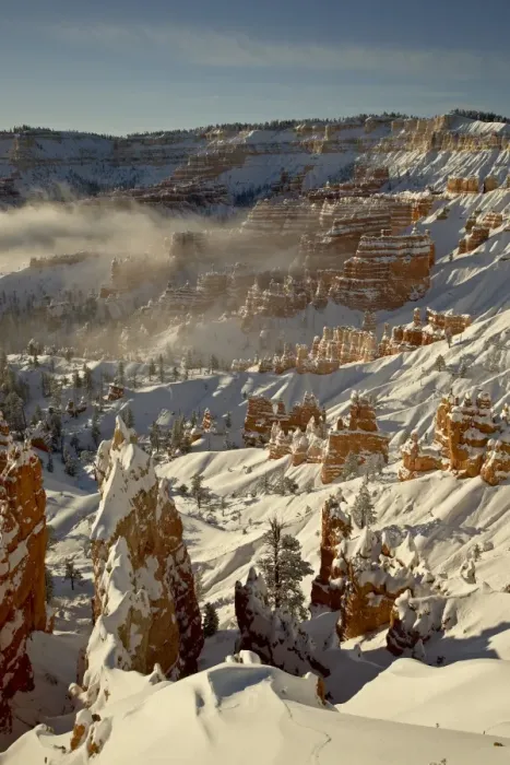 Framed Print : View from Sunrise Point with snow, Bryce Canyon National Park, Utah, United States of America Framed Print : View from Sunrise Point with snow, Bryce Canyon National Park, Utah, United States of America