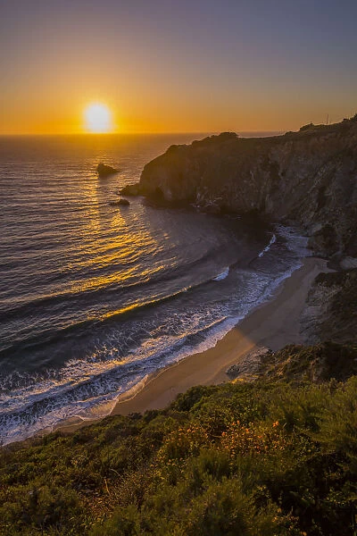 View of sunset at Big Sur, Highway 1, Pacific Coast Highway, Pacific Ocean, California
