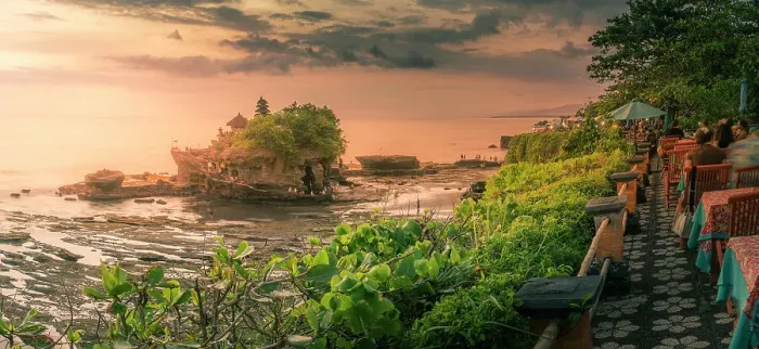Framed Print : View of Tanah Lot, traditional Balinese temple at sunset, Beraban, Kediri, Tabanan Regency, Bali, Indonesia, South East Asia, Asia Framed Print : View of Tanah Lot, traditional Balinese temple at sunset, Beraban, Kediri, Tabanan Regency, Bali, Indonesia, South East Asia, Asia