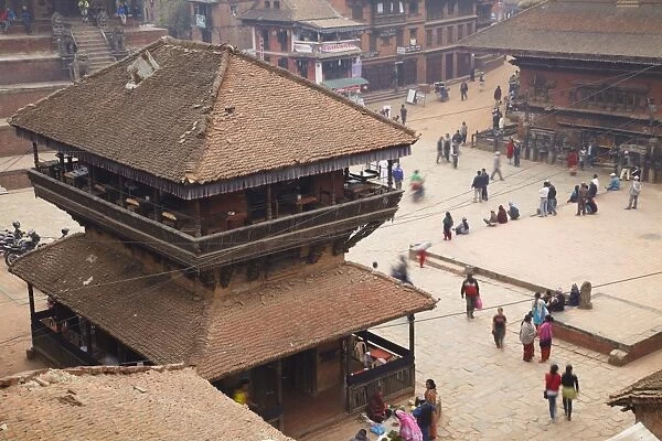 View of Taumadhi Tole, Bhaktapur, UNESCO World Heritage Site, Kathmandu Valley, Nepal, Asia
