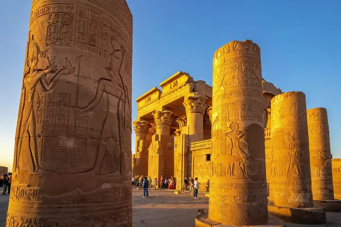 Framed Print : View of the Temple of Horus at sunset, Edfu, Egypt, North Africa, Africa Framed Print : View of the Temple of Horus at sunset, Edfu, Egypt, North Africa, Africa