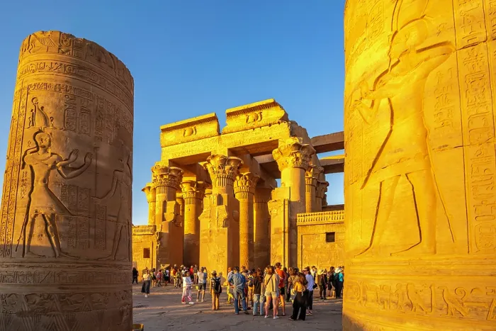 Framed Print : View of the Temple of Horus at sunset, Edfu, Egypt, North Africa, Africa Framed Print : View of the Temple of Horus at sunset, Edfu, Egypt, North Africa, Africa
