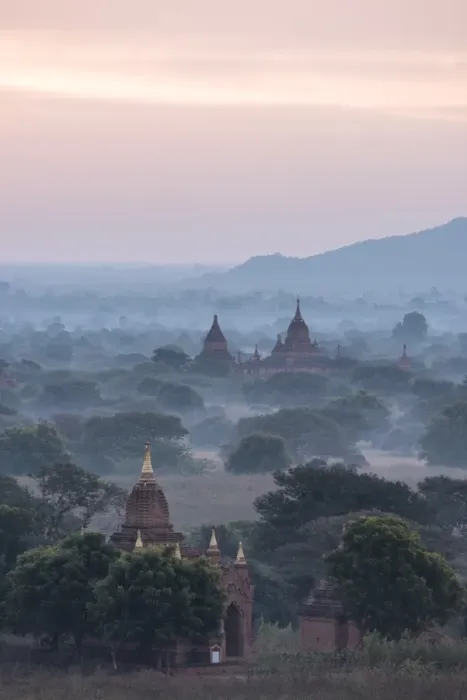 Framed Print : View of Temples at dawn, Bagan (Pagan), Mandalay Region, Myanmar (Burma), Asia Framed Print : View of Temples at dawn, Bagan (Pagan), Mandalay Region, Myanmar (Burma), Asia