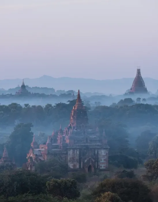 Framed Print : View of Temples at dawn, Bagan (Pagan), Mandalay Region, Myanmar (Burma), Asia Framed Print : View of Temples at dawn, Bagan (Pagan), Mandalay Region, Myanmar (Burma), Asia
