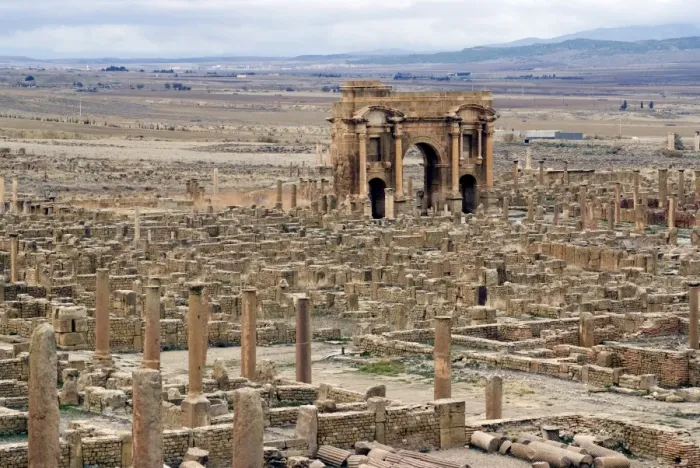 Framed Print : View from the theatre over the Roman site of Timgad, UNESCO World Heritage Site Framed Print : View from the theatre over the Roman site of Timgad, UNESCO World Heritage Site