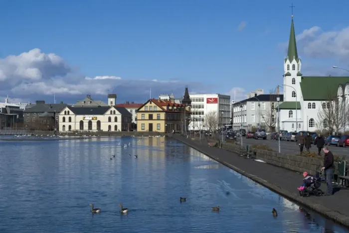 Framed Print : View over Tjornin (pond) to city behind, Reykjavik, Iceland, Polar Regions Framed Print : View over Tjornin (pond) to city behind, Reykjavik, Iceland, Polar Regions
