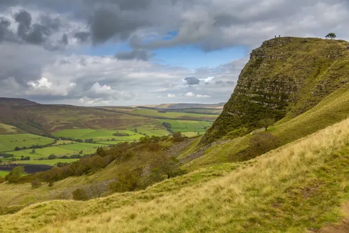 Framed Print : View of Back Tor and Vale of Edale, Derbyshire Peak District, Derbyshire, England Framed Print : View of Back Tor and Vale of Edale, Derbyshire Peak District, Derbyshire, England