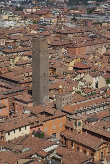 Framed Print : View from the Two Towers of Piazza di Porta Ravegnana, Bologna, Emilia Romagna Framed Print : View from the Two Towers of Piazza di Porta Ravegnana, Bologna, Emilia Romagna