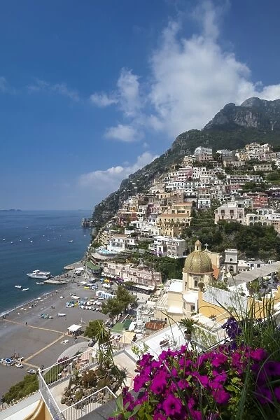 View of town and beach, Positano, Amalfi Coast (Costiera Amalfitana), UNESCO World Heritage Site