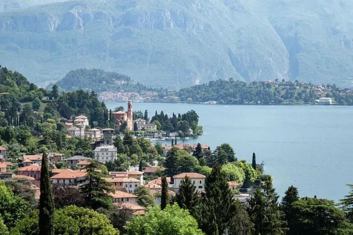 Framed Print : View of the town of Tremezzo, Lake Como, Italian Lakes, Lombardy, Italy, Europe Framed Print : View of the town of Tremezzo, Lake Como, Italian Lakes, Lombardy, Italy, Europe