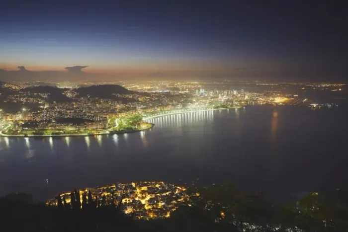 Framed Print : View of Urca, Flamengo and Centro at sunset, Rio de Janeiro, Brazil, South America Framed Print : View of Urca, Flamengo and Centro at sunset, Rio de Janeiro, Brazil, South America
