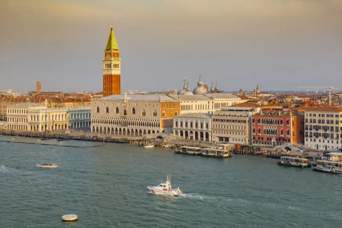 Framed Print : View of Venice from cruise ship at daybreak, Venice, UNESCO World Heritage Site, Veneto Framed Print : View of Venice from cruise ship at daybreak, Venice, UNESCO World Heritage Site, Veneto