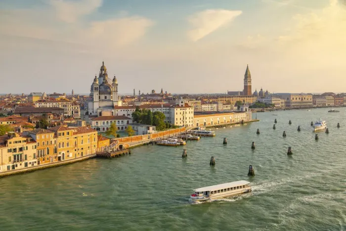 Framed Print : View of Venice from cruise ship at daybreak, Venice, UNESCO World Heritage Site, Veneto Framed Print : View of Venice from cruise ship at daybreak, Venice, UNESCO World Heritage Site, Veneto