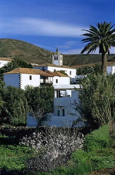 View over village, Betancuria, Fuerteventura, Canary Islands, Spain, Europe