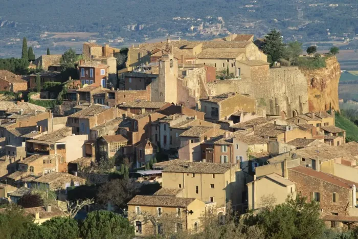 Framed Print : View over the village of Roussillon, Vaucluse, Provence, France, Europe Framed Print : View over the village of Roussillon, Vaucluse, Provence, France, Europe