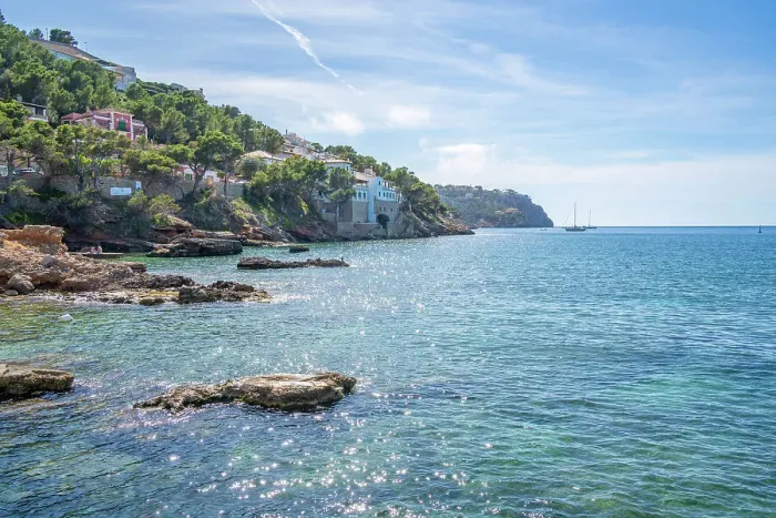 Framed Print : View of villas overlooking the sea at Port d'Andratx, Majorca, Balearic Islands, Spain, Mediterranean, Europe Framed Print : View of villas overlooking the sea at Port d'Andratx, Majorca, Balearic Islands, Spain, Mediterranean, Europe