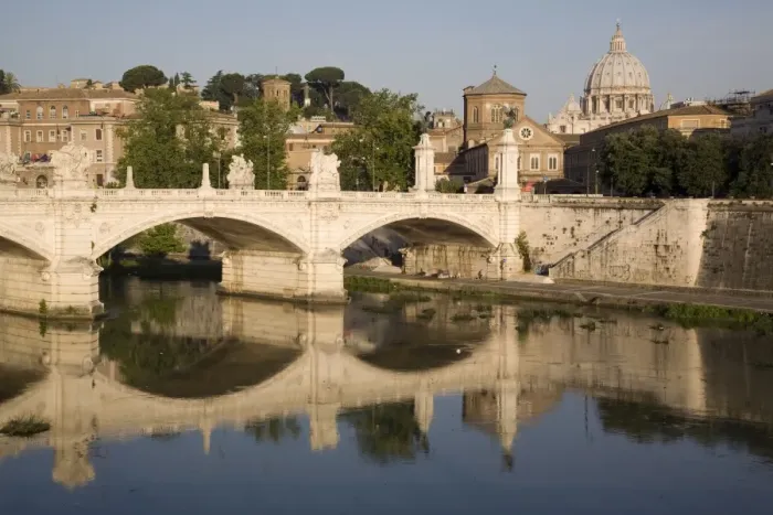 Framed Print : View of Vittorio Emanuele II Bridge, with St. Peters dome, Rome, Lazio, Italy, Europe Framed Print : View of Vittorio Emanuele II Bridge, with St. Peters dome, Rome, Lazio, Italy, Europe
