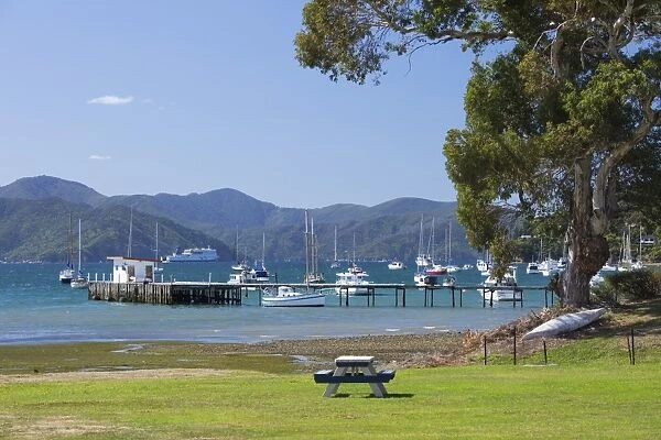 View across Waikawa Bay, an arm of Queen Charlotte Sound (Marlborough Sounds), Waikawa