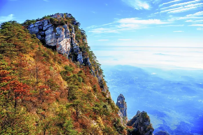 Framed Print : View of Wulao Feng (Five-Old-Man Peak) in Lushan (Mount Lu), UNESCO, Jiujiang City, Jiangxi, China Framed Print : View of Wulao Feng (Five-Old-Man Peak) in Lushan (Mount Lu), UNESCO, Jiujiang City, Jiangxi, China