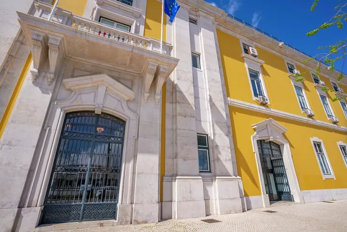 Framed Print : View of yellow and stone architecture of the Ministry of Finances on a sunny day, Lisbon, Portugal, Europe Framed Print : View of yellow and stone architecture of the Ministry of Finances on a sunny day, Lisbon, Portugal, Europe