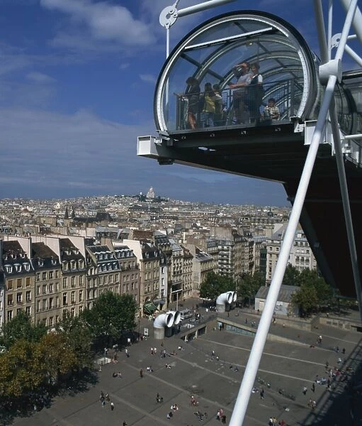 Viewing balcony, Pompidou Centre, Beaubourg, Paris, France, Europe