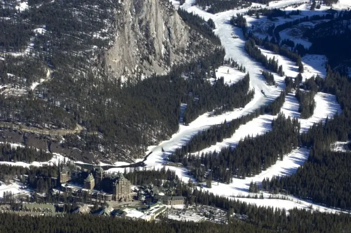 Framed Print : Views of the Chateau Lake Louise Hotel and Bow Valley from the top of Sulphur Mountain Framed Print : Views of the Chateau Lake Louise Hotel and Bow Valley from the top of Sulphur Mountain