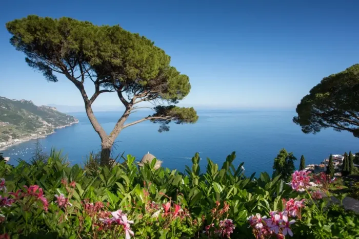 Framed Print : Villa Rufolo, Ravello, Costiera Amalfitana (Amalfi Coast), UNESCO World Heritage Site Framed Print : Villa Rufolo, Ravello, Costiera Amalfitana (Amalfi Coast), UNESCO World Heritage Site
