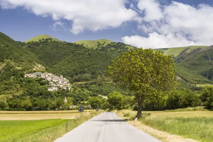 Framed Print : The village of Campi in the Monti Sibilini National Park, Umbria, Italy, Europe Framed Print : The village of Campi in the Monti Sibilini National Park, Umbria, Italy, Europe