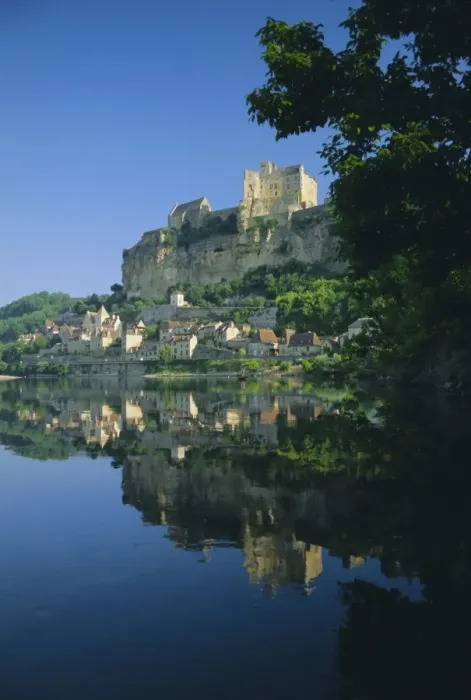 Framed Print : Village and castle reflected in the River Dordogne at Beynac, Dordogne Framed Print : Village and castle reflected in the River Dordogne at Beynac, Dordogne