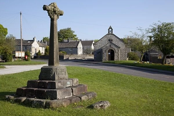 Village Cross, Foolow, Derbyshire, England, United Kingdom, Europe