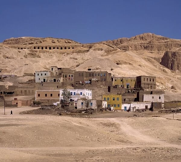 The village of Gurna below cliffs on the West Bank, Thebes, Egypt, North Africa, Africa