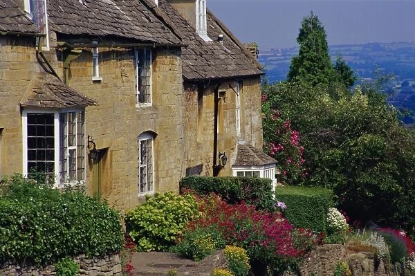 Village houses, Bourton-on-the-Hill, Cotswolds, Gloucestershire, England, UK, Europe