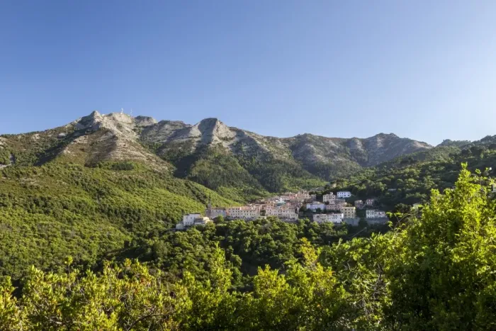 Framed Print : The village of San Piero in Campo at the foot of Monte Capanne, Elba Island, Livorno Province