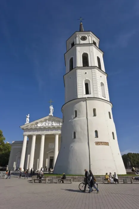Framed Print : Vilnius Cathedral and the 57m tall Belfry, Vilnius, Lithuania, Baltic States, Europe