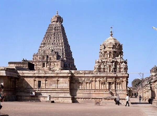 Vimana tower and central shrine of Brihadisvara Temple
