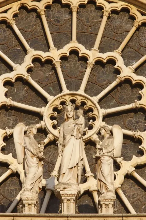 Framed Print : Virgin and Child and angels west front, Notre Dame Cathedral, UNESCO World Heritage Site Framed Print : Virgin and Child and angels west front, Notre Dame Cathedral, UNESCO World Heritage Site