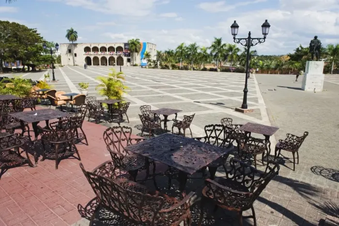 Framed Print : Virreinal Palace of Diego Colon, Plaza Espana, Zona Colonial (Colonial District)