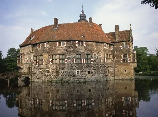 Vischering water castle, Ludinghausen, southwest of Munster, Nord Rhein-Westfalen